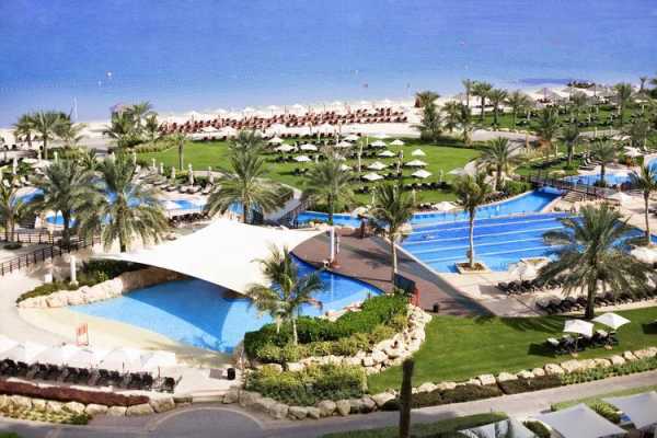滨海迪拜国际大酒店（滨海迪拜国际大酒店地址）-图1
