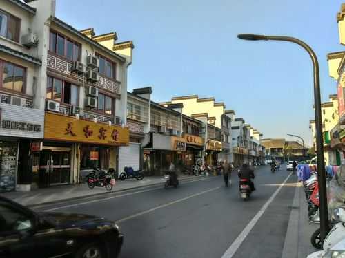 洛阳兴化步行街（兴化市区步行街在哪里）-图1